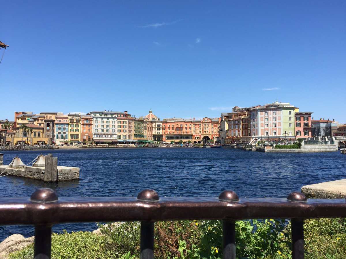 Disney_5884's tweet photo. 2016.04.29 in TokyoDisneySea④ https://t.co/cSUP53jBm0