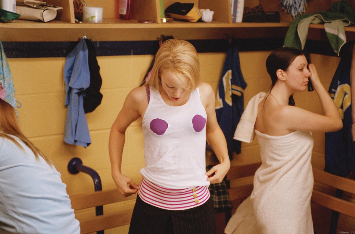 rachelmonline's tweet photo. #MeanGirls (2004) is celebrating it's 12 year anniversary today! Celebrate with us by using #MeanGirlsAnniversary https://t.co/uC69uXJ36O