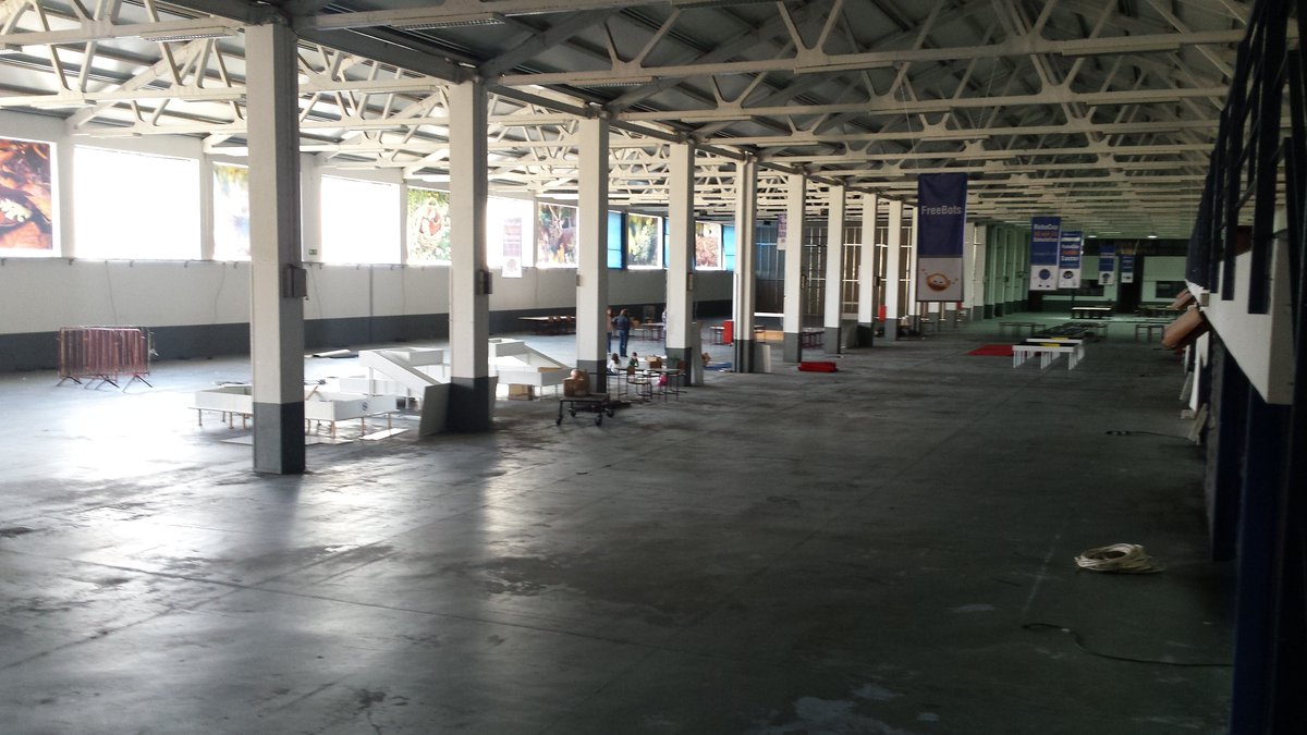 robotica2016's tweet photo. @robotica2016 fase de construção - Dia 1 https://t.co/YIz3dWNd15