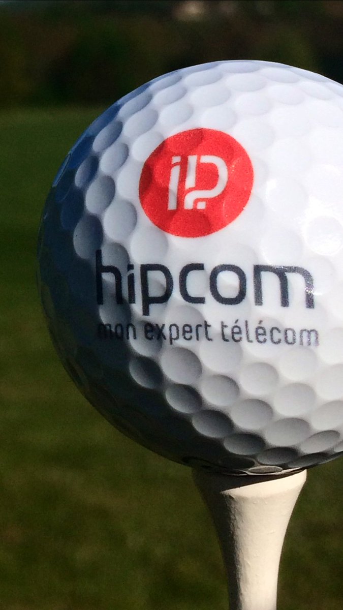 GuillaumeMasuit's tweet photo. @HipcomFrance #Hipcom
Le rouge sur le green #golf #telecom @TigerWoods https://t.co/3K1okOoWLv