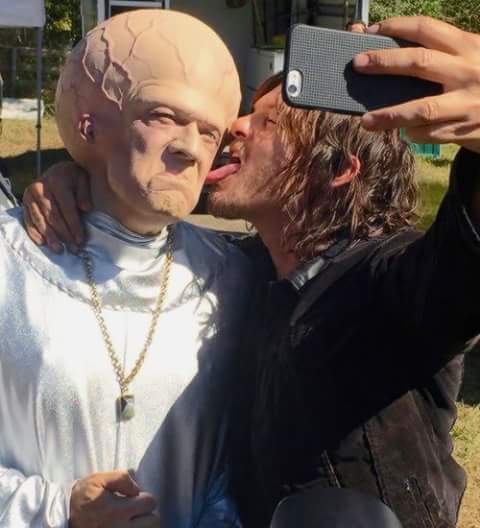 CelebDebs's tweet photo. Shout out to my 2300th follower @TWDJessie #DarylDixon #NormanReedus #TWDFamily #TheWalkingDead #TWD #twdcast #twduk https://t.co/jRZ0zt16x7