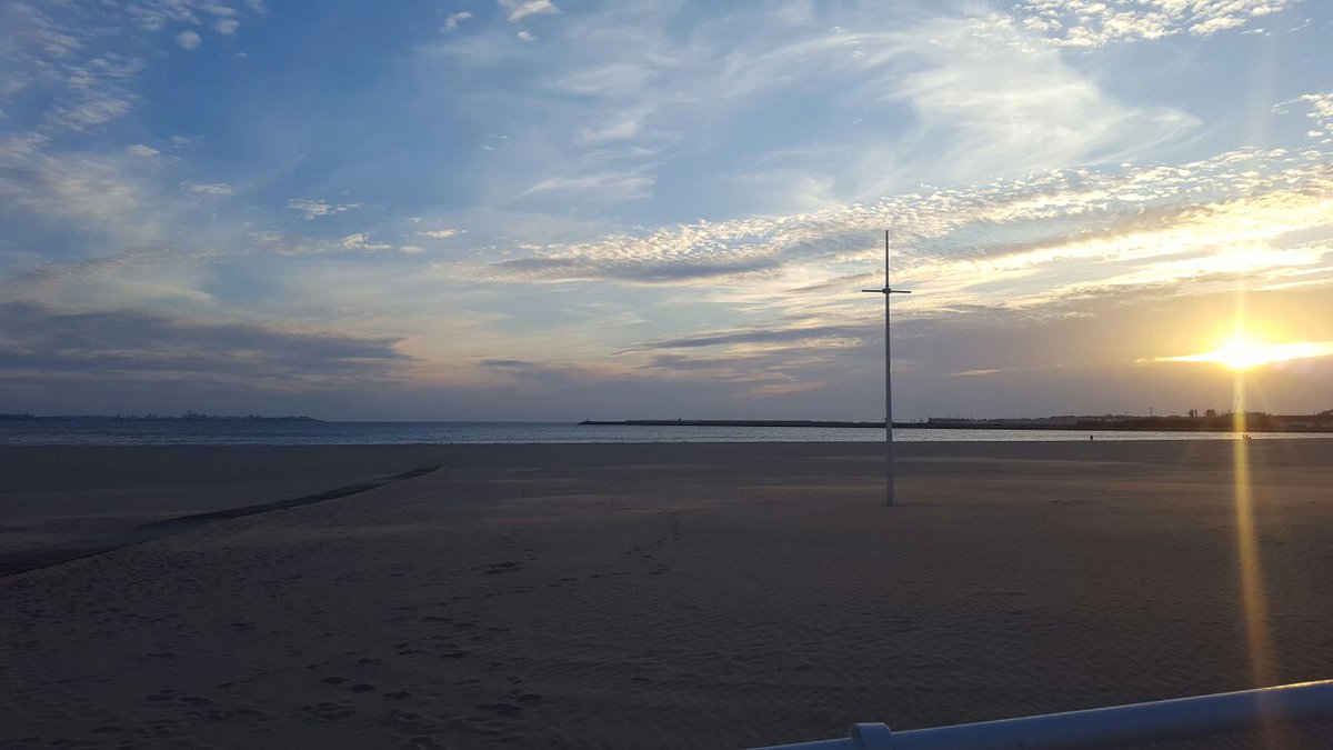mariaefinblue's tweet photo. En la Bahía... con @Club_lacasa https://t.co/0dFXKWYFEQ