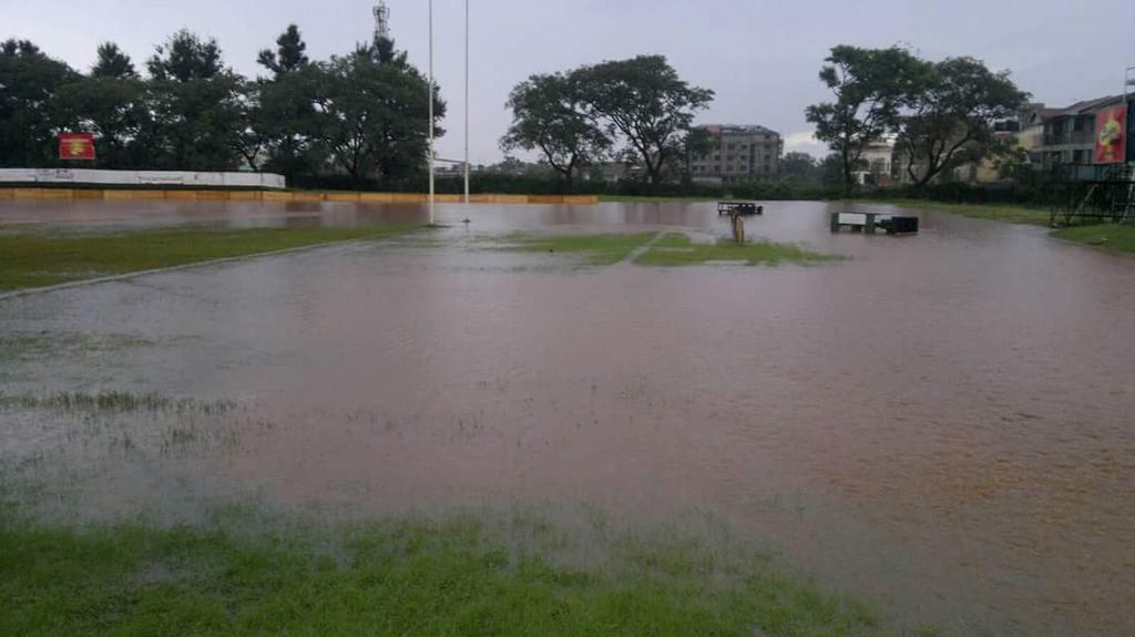 smusyoka's tweet photo. π
π
Mwamba tungeshinda game hapa #KenyaCup #KingsofRain @AKenyanGirl @SirAlexas @mungeigichana @mungei @NiMimiNess https://t.co/KKoCapbJIO