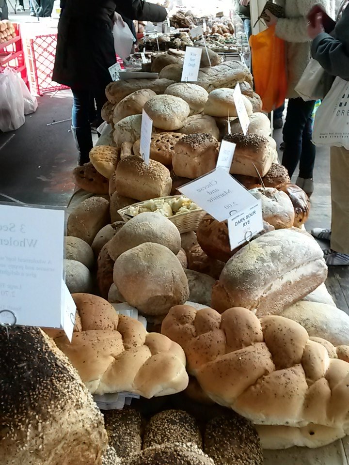 Market day horray! 9-1.30pm 
What an array of #localfood #fresh #organic foods