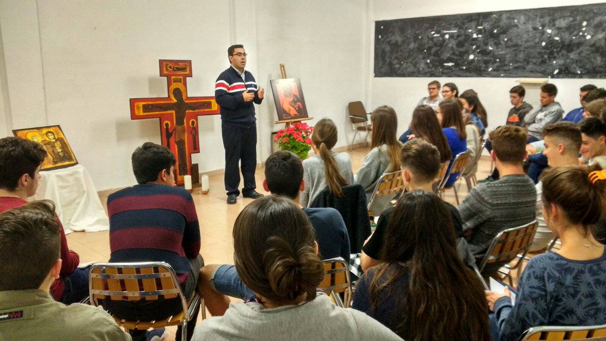 EscolapiosBTN tweet picture