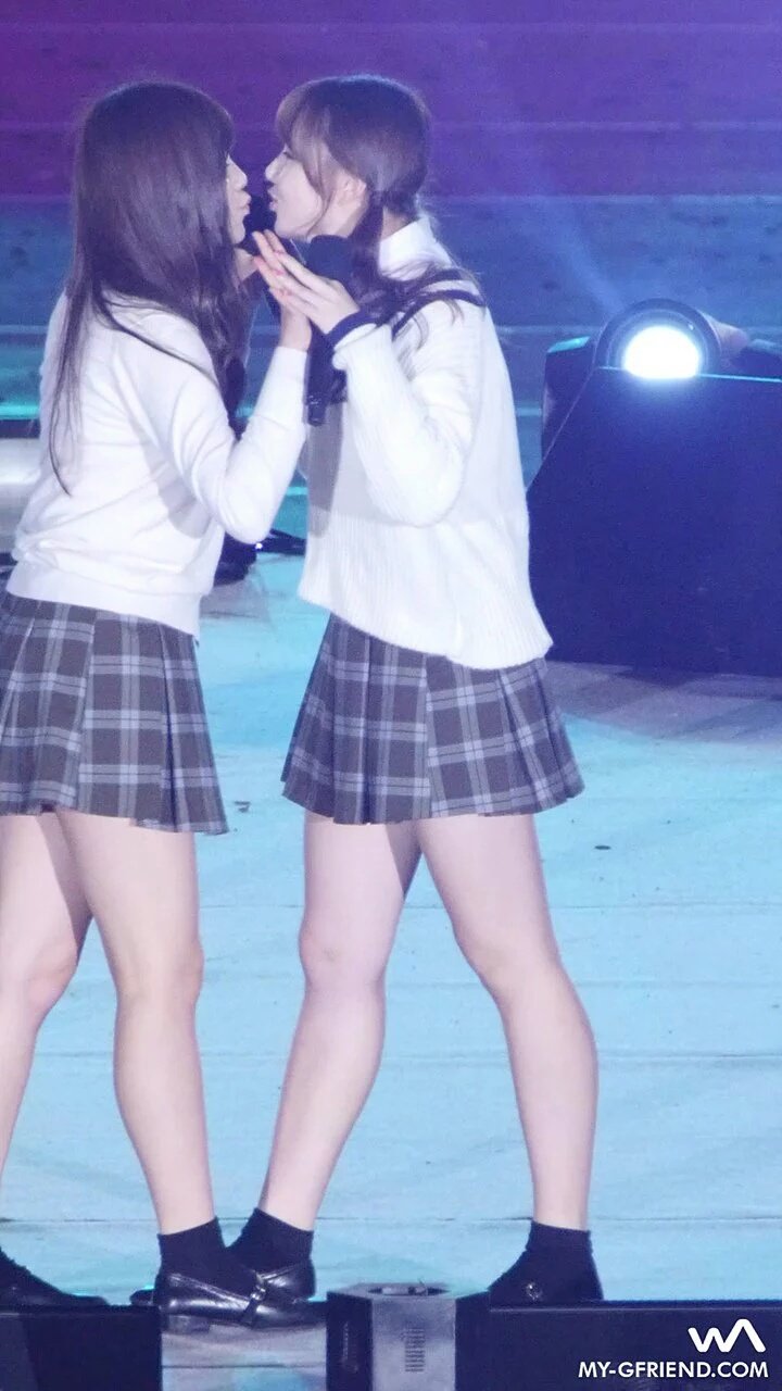 ChRqXviUYAAI3_N.jpg:large