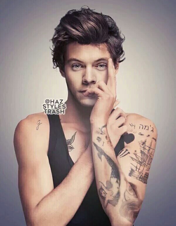 kalovesha's tweet photo. No ale patrzcie na to... #RIPHarrysHair https://t.co/9RzB8RBDwD