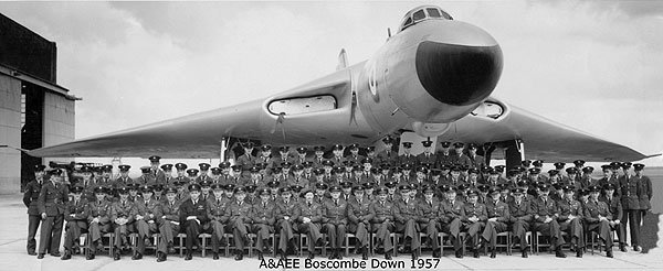 AvroVulcan617's tweet photo. #NAMtributetoVforce
#NewarkAirMuseum
#twitterVforce
#TheVforce https://t.co/TXEI1NvO6l