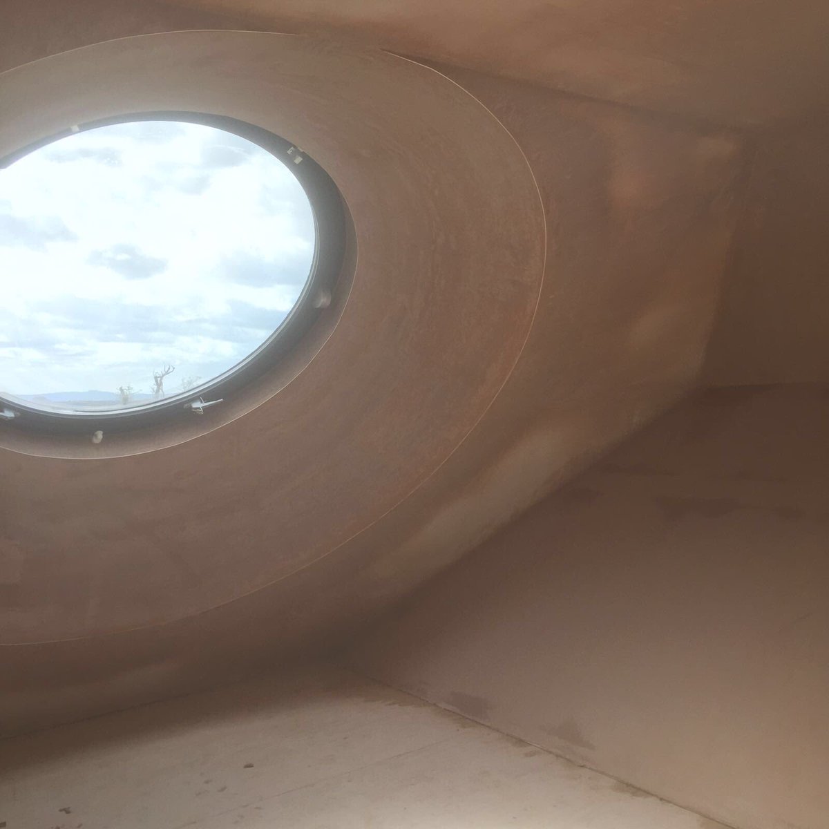 fullersplaster's tweet photo. Interesting angles @britishgypsum #smoothyoftheweek? #fullers https://t.co/rLwvcSeKna