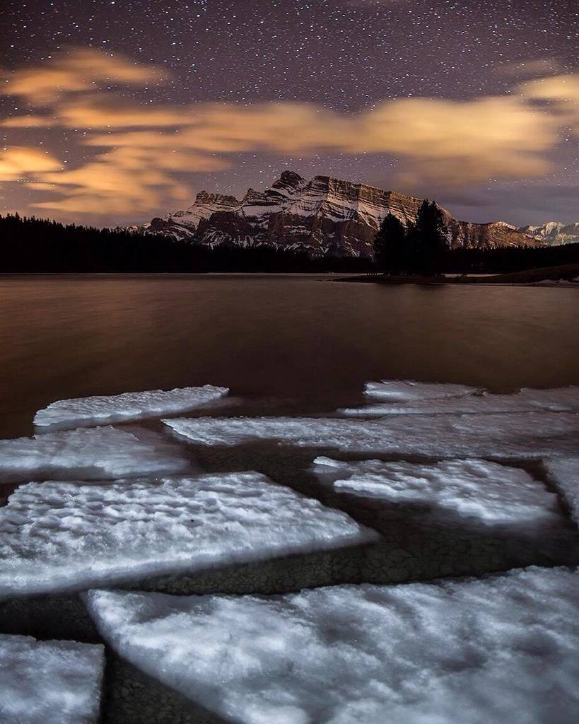 mthr_world's tweet photo. Banff National Park, Alberta
by: @paulzizkaphoto
#banff #banffnationalpark #explorealber… https://t.co/Zs2IFRSMsN https://t.co/kUF9QwlQdd