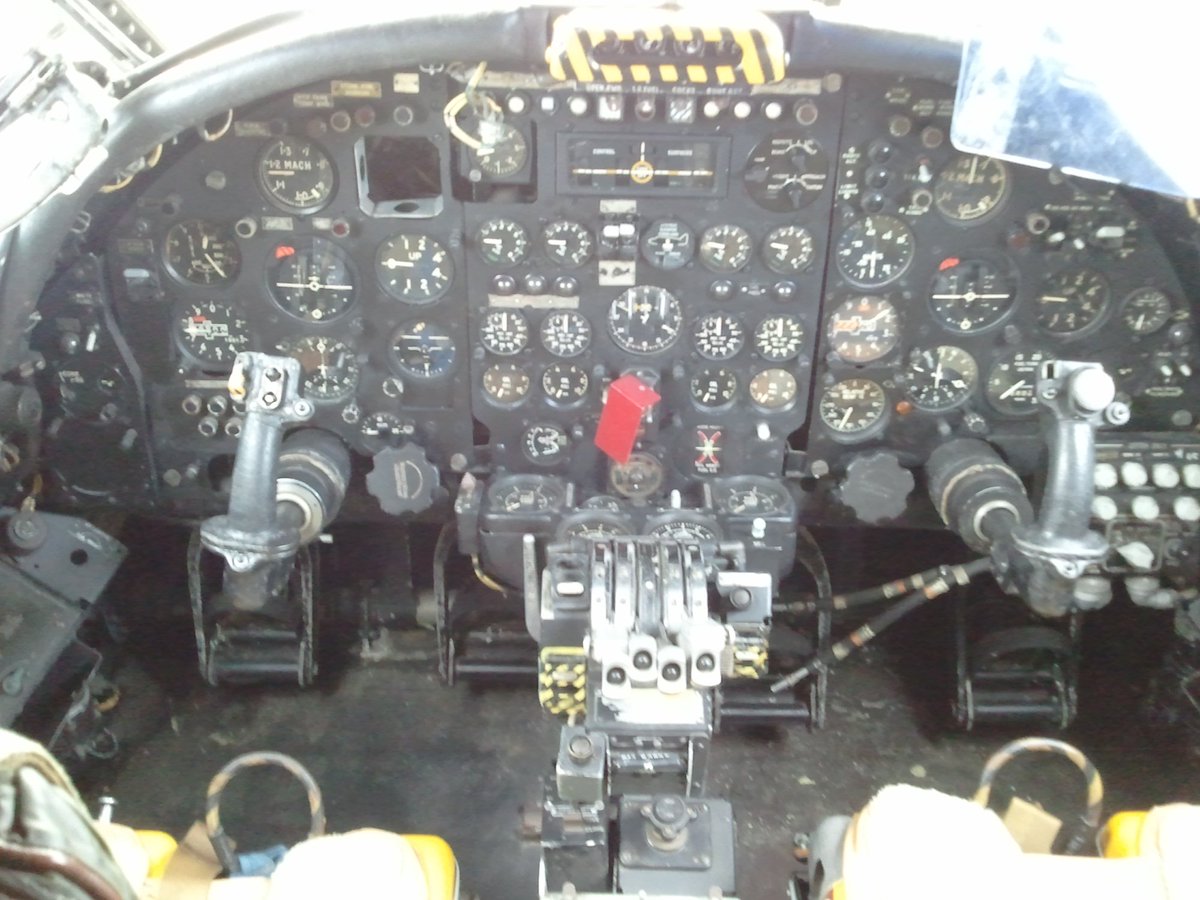 AvroVulcan617's tweet photo. #NAMtributetoVforce
#NewarkAirMuseum
#twitterVforce
#TheVforce https://t.co/iH9G58TXHM