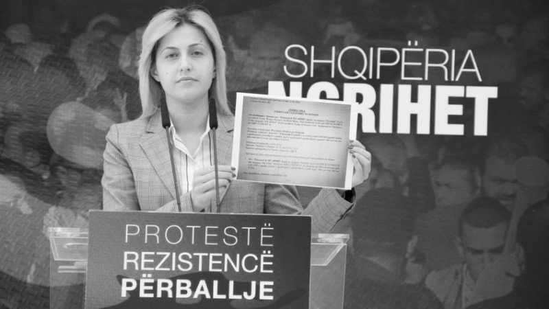 transparencaAL's tweet photo. E vërteta për prokurimet publike të OSHEE-së: https://t.co/W5Dc2H1lpl https://t.co/NCrRvijQPw