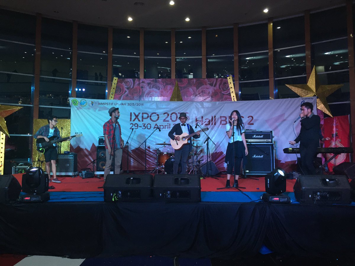IXPO2016's tweet photo. The Popoetrian is on stage now! #IXPO2016 #TechnologizeYourLifestyle https://t.co/cHIxQVUh8M