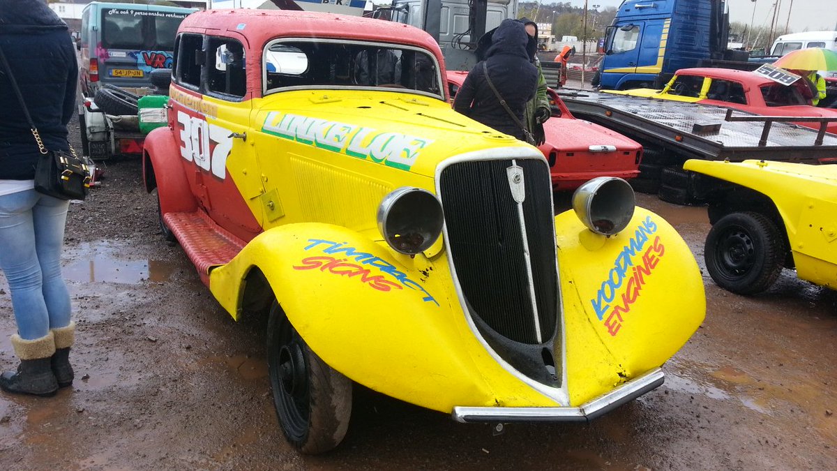 johnbayliss5353's tweet photo. Stunning machine from dutchman 307 leo zwaan @breggoo @bremermark @RiggermanF1 #bangerman https://t.co/GeR9eWbnxN