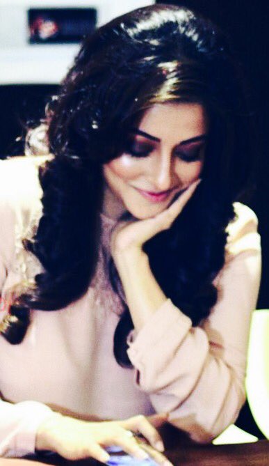 Raima Sen Dev Varma tweet media