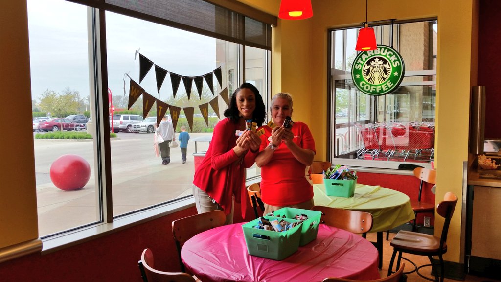sarah_lacourse's tweet photo. 2086 is ready to Color! Bring on the kiddos! #Target #CrayolaEvent @EmilyKruki https://t.co/OR5UUDzC6A