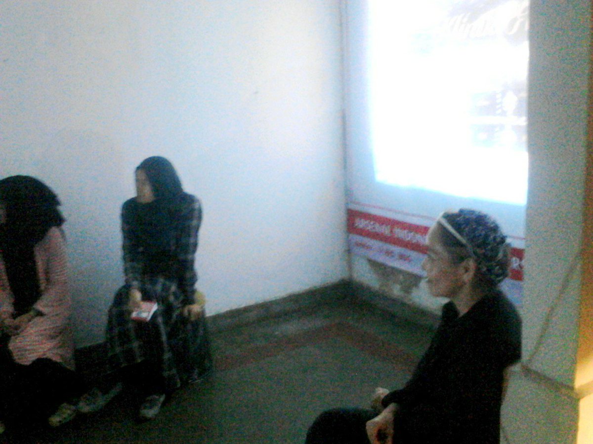 klinikfilmRFB's tweet photo. Sesi diskusi film Key bersama analis Ina Khuzaimah dan Marintan Sirait #klinikfilm11 @ruangfilmbdg @Addicted_Cafe https://t.co/rKpc3ApCvM
