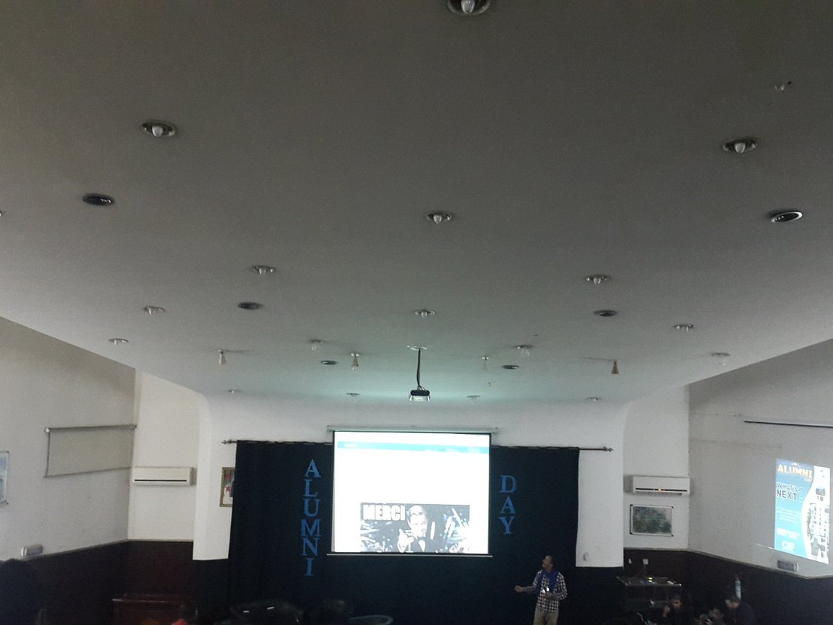 CAPENP's tweet photo. " nous vivons une troisième révolution industrielle " - S. KOUDIL #AlumniDay #Whatsnext https://t.co/pLbDdEwVyc