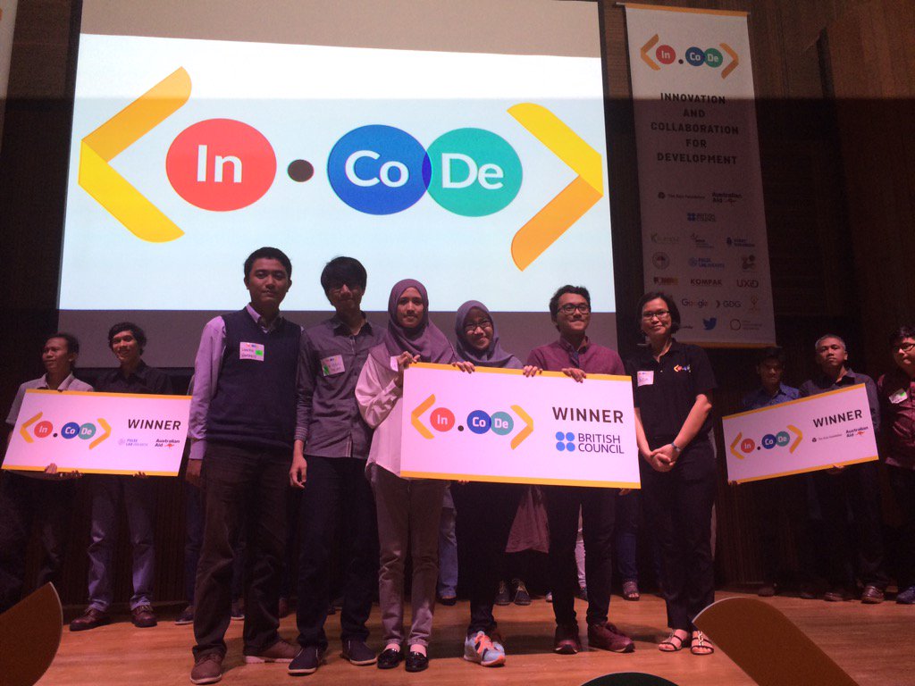 idBritish's tweet photo. [20] Dua pemenang pilihan British Council adalah Save Our Sisters dan CityPlan! Selamat! #InCoDe2016 https://t.co/i8vl4J0KeG