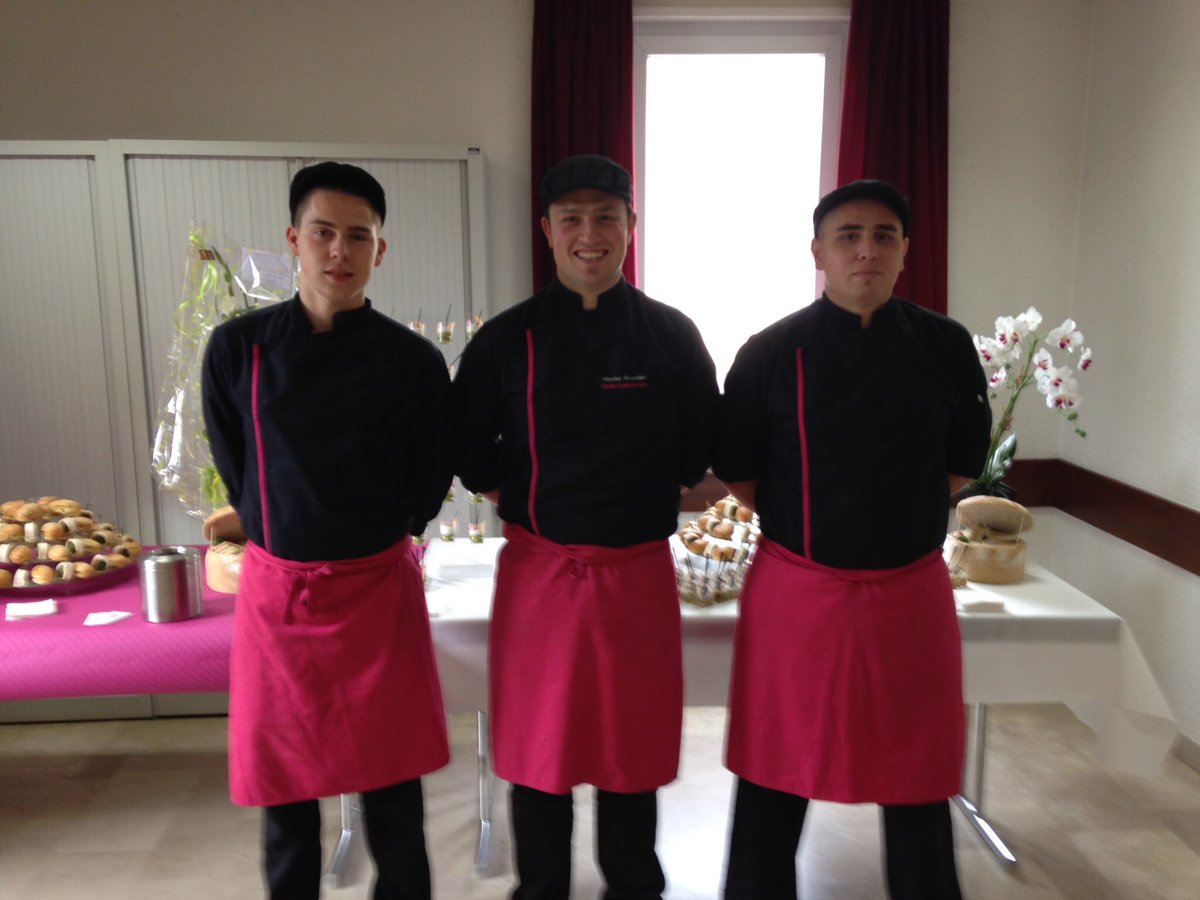 nikorivoallan's tweet image. Prêt pour une nouvelle saison de mariage ;) #ready #traiteur #codecuisine #mariage #lorraine