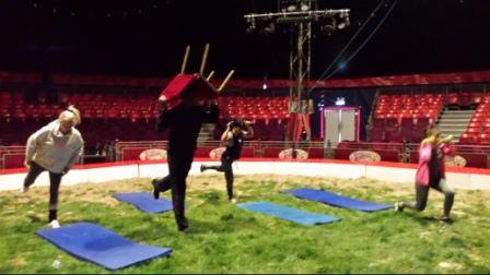 #academycircusarts (@anndorwin) on Twitter photo A.M. training w #academycircusarts & <a href="/Zipposcircus/">Zippos Circus</a> crew: "But I became an artist to avoid mornings!" A.M. training w #academycircusarts & <a href="/Zipposcircus/">Zippos Circus</a> crew: "But I became an artist to avoid mornings!"