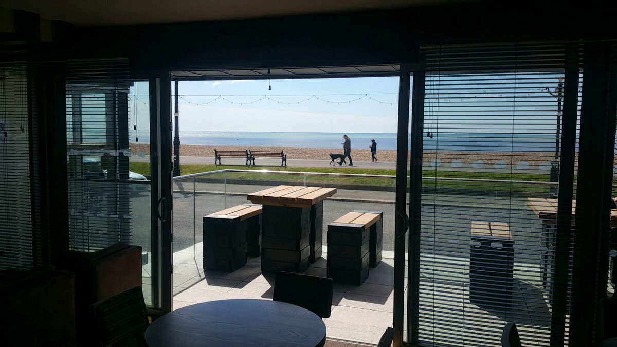 Just another day at worthing seafront premier inn <a href="/South_East_PI/">South_East_PI</a> <a href="/bruce_tennant/">Bruce Tennant</a> <a href="/placemadebyyou/">A Place Made By You</a>