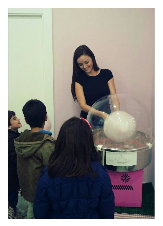 CosKoBN's tweet photo. ¡Qué inauguración más dulce en #CosKoBN! 
#cosko #cosmeticanatural #cosmeticacoreana #Murcia #crueltyfreemakeup https://t.co/P7bZMIOhaS