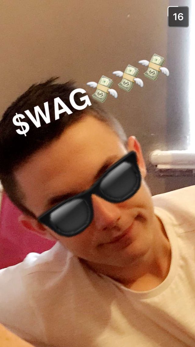 lShaayyy's tweet image. Same