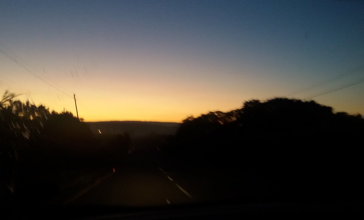 Sweet_Soles_'s tweet photo. Morning runs help one appreciate the beauty of mother nature 😍😍 #Swaziland
#DashingDivas
#DashingFellas
#SweetSoles https://t.co/PRc4g4ErGB