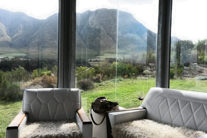 breadbubblesza's tweet photo. Taking over the best spot at #spookfontein @intheOverberg getting comfortable! https://t.co/A8hT7YrUDR