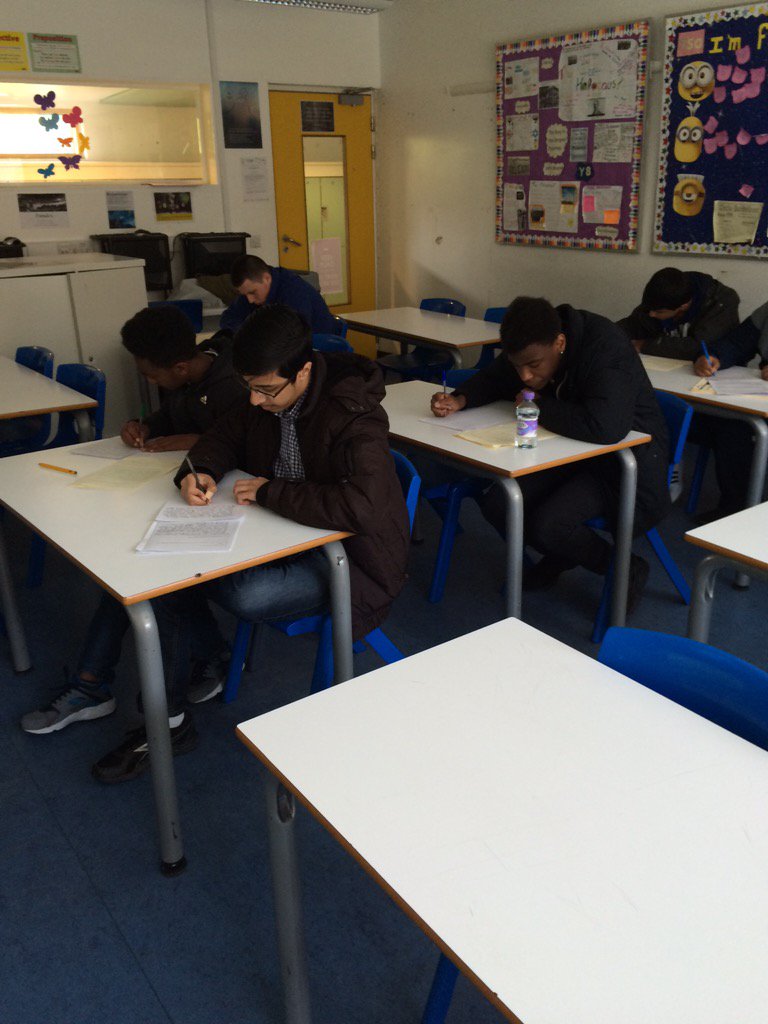 AsfaEnglish's tweet photo. Intense exam preparation for our Year 11 students! #workinghard #revision #exams 📝📖 @ACADEMYSFA https://t.co/okUmdQiMON