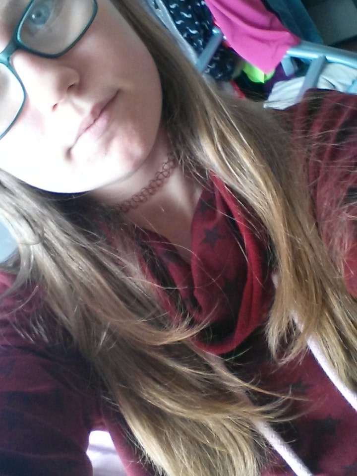 princeskawaiii's tweet photo. Uugghh mn gezicht is naakt #makeuploos https://t.co/qESBCl8xyw
