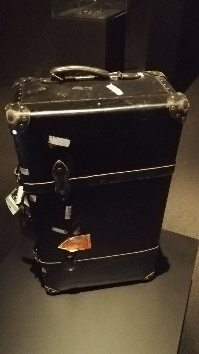 giulioravizza's tweet photo. #Orientarsi #Costruire #Viaggiare #Spostare. Suggestioni della mostra #NeoPreistoria alla @LaTriennale. @Fiat_IT https://t.co/n42YDmoWIj