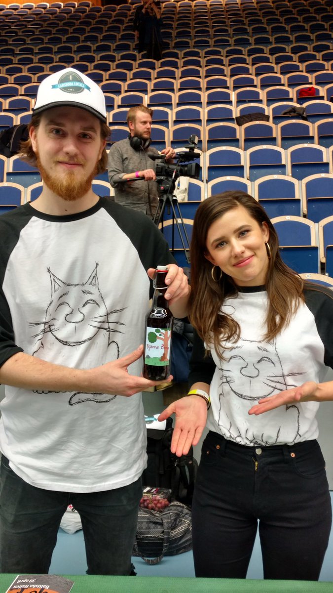 Blåbärssurölen Björns Bane - presenterad av bryggare Axel Hedenström och Emmeli (Jerry Pal har också bryggt)