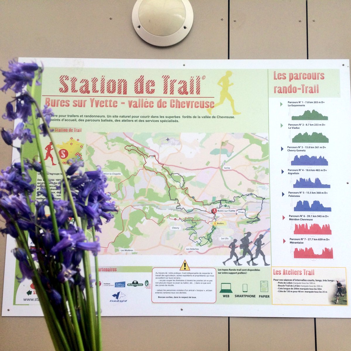 La paradis des trailers d'IDF! Super initiative, ça manquait! <a href="/raidlight/">RaidLight</a> <a href="/stationtrail/">Stations de Trail</a> @LG_Pierre