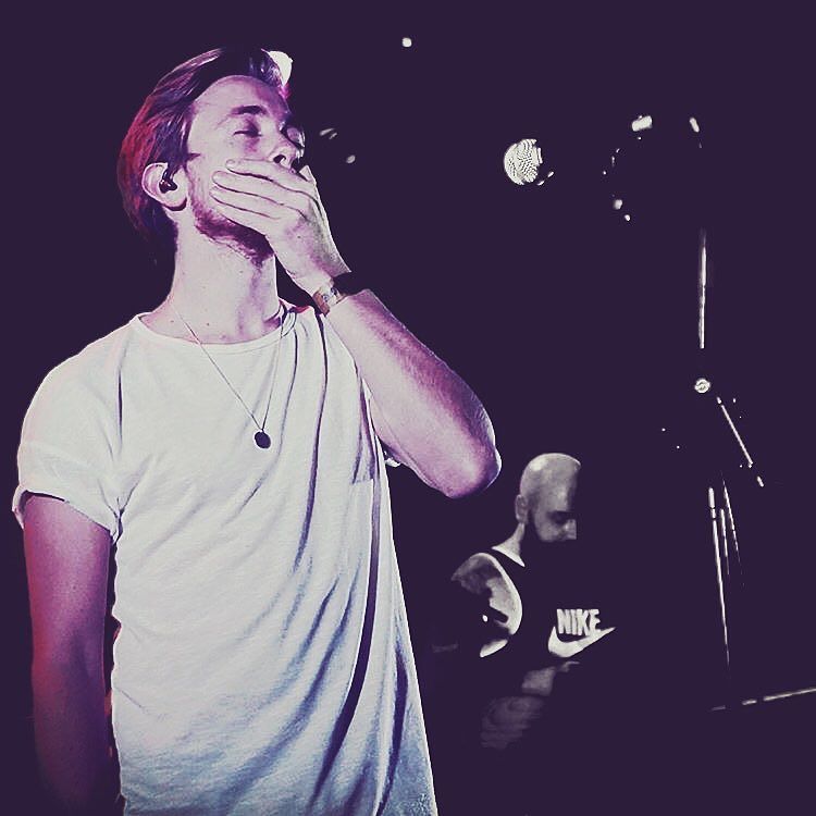 Here's me looking emotional because it's the last tour date with @submotionorchestra today… ift.tt/26DChYQ