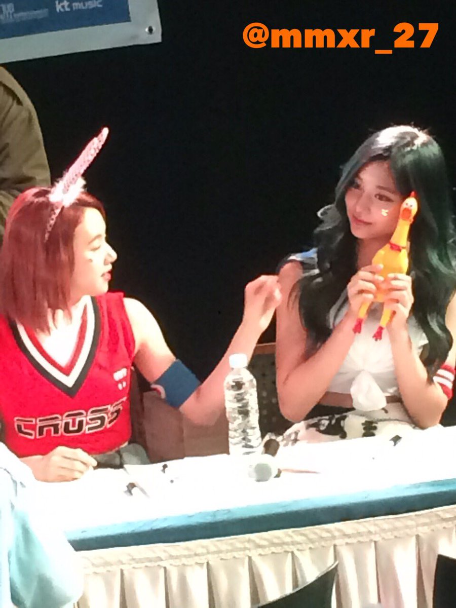 [트와이스] 신촌 팬싸인회 사진 모음 | 인스티즈