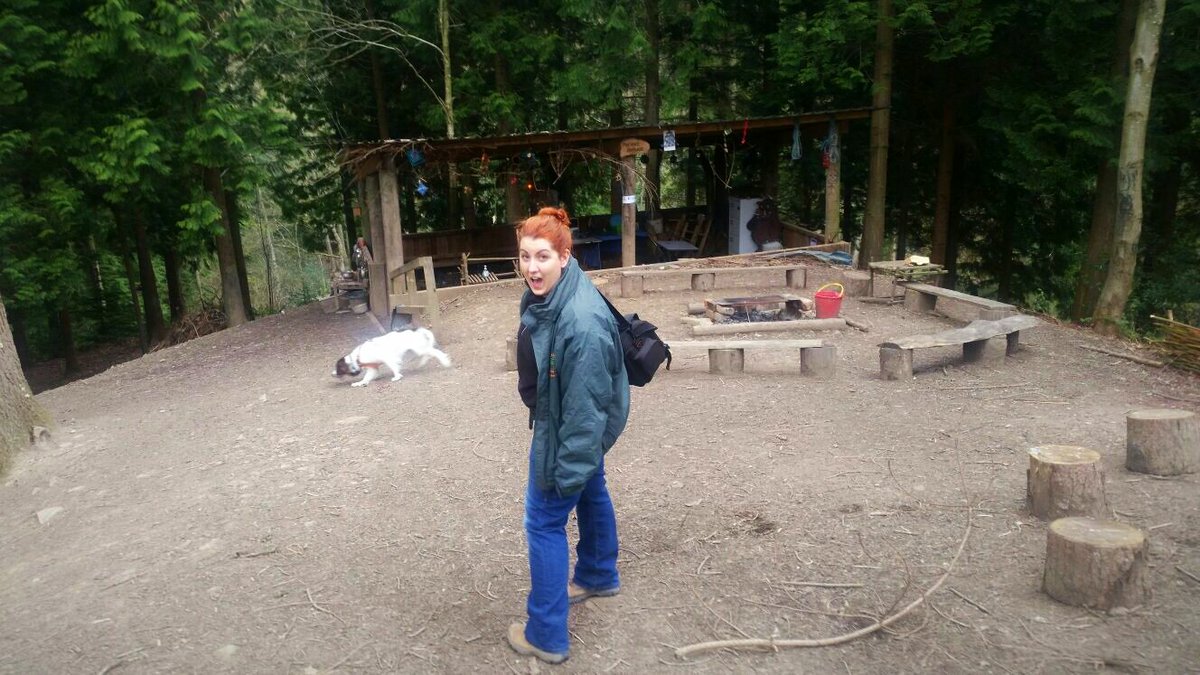 outdoorsjess's tweet photo. Got the gear thanks to @RuffWear_UK so it was time to test it out at #forestschool #sitetraining #adventures https://t.co/36IX4l4bLy