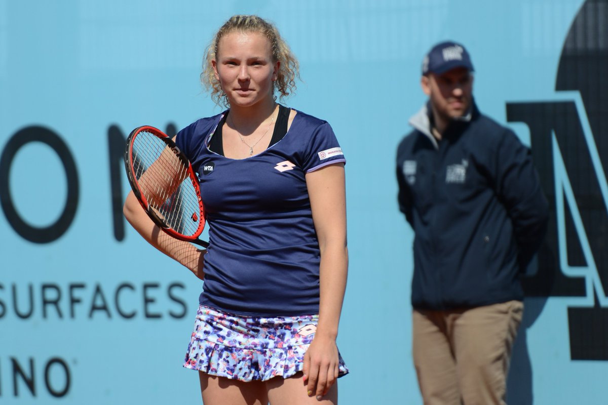 KATERINA SINIAKOVA ChSa6KcXEAAaCgj