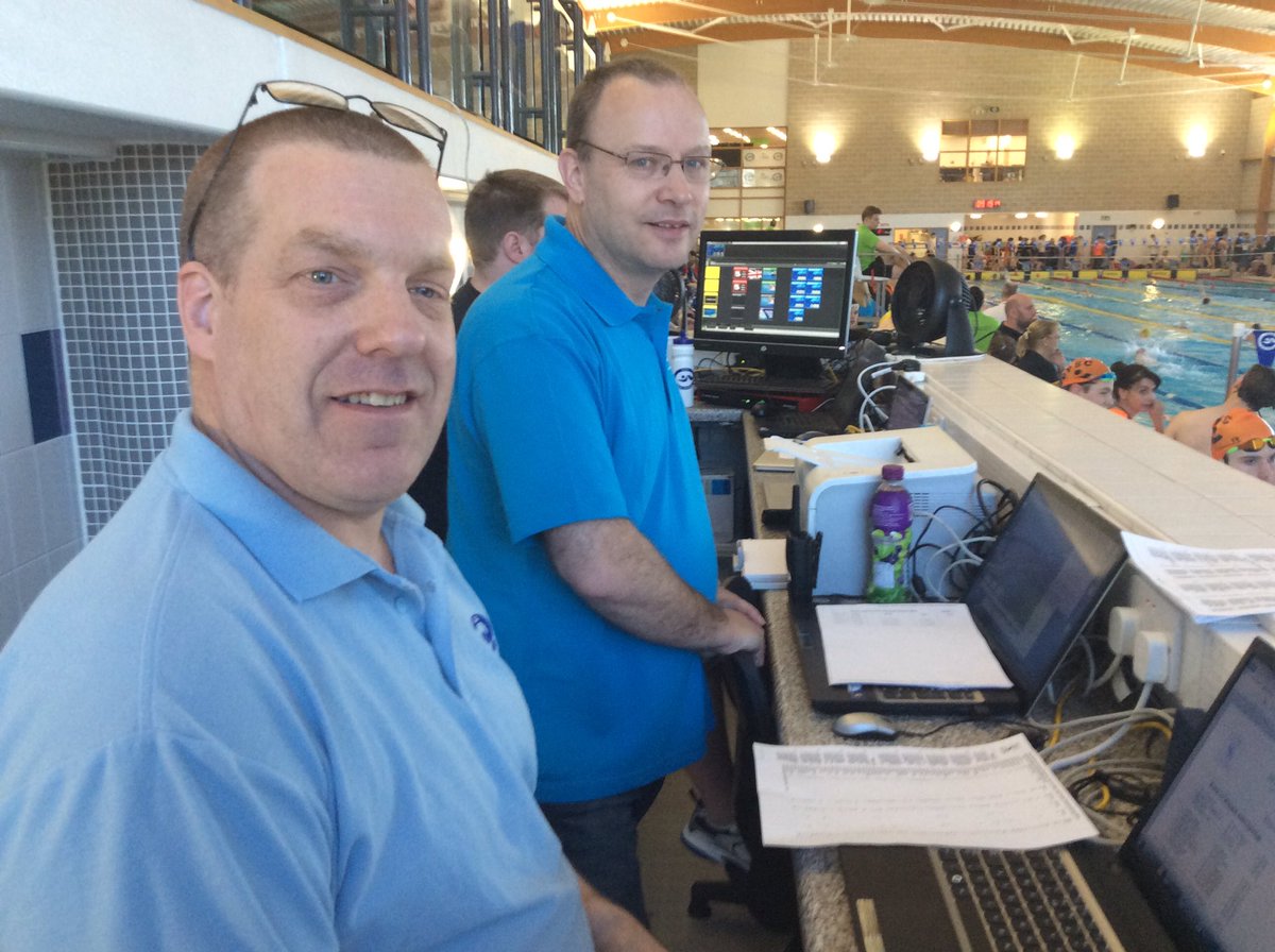 Working tirelessly behind the scenes we have Simon &amp; Chris - managing 1900+ swims this weekend  #ERSwimChamps16