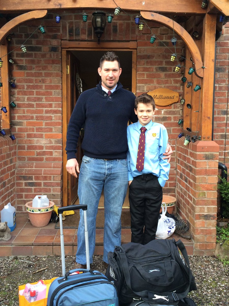 A newbie and a tour veteran... Exciting times! #whitchurch_minis_2016