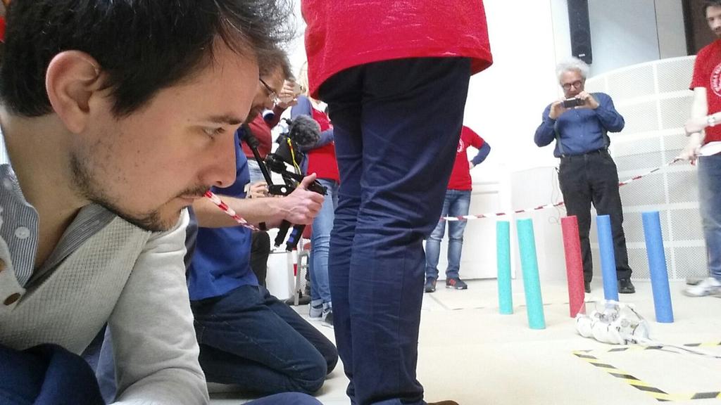 KasparAlthoefer's tweet image. Agostino Stilli from @Kings_CoRe / @QMUL attending #softroboticsweek2016 in Livorno, Italy. Soft Robots, go, go, go!