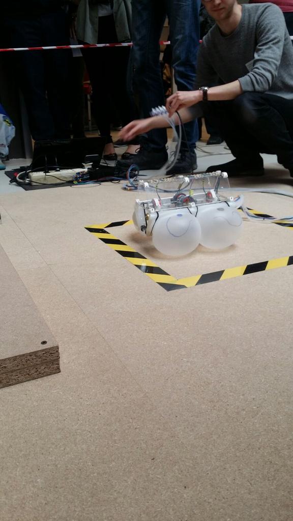 KasparAlthoefer's tweet image. Agostino Stilli from @Kings_CoRe / @QMUL attending #softroboticsweek2016 in Livorno, Italy. Soft Robots, go, go, go!