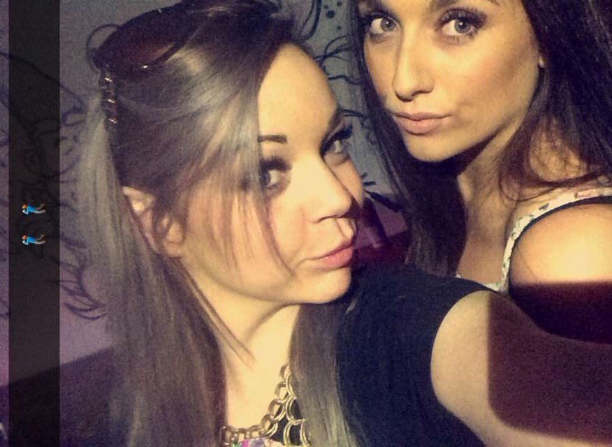 sophielloyd93's tweet photo. happy birthmonth girl 😂🎉 I love you @brearley11 #Manchester https://t.co/lDL4rZUuet