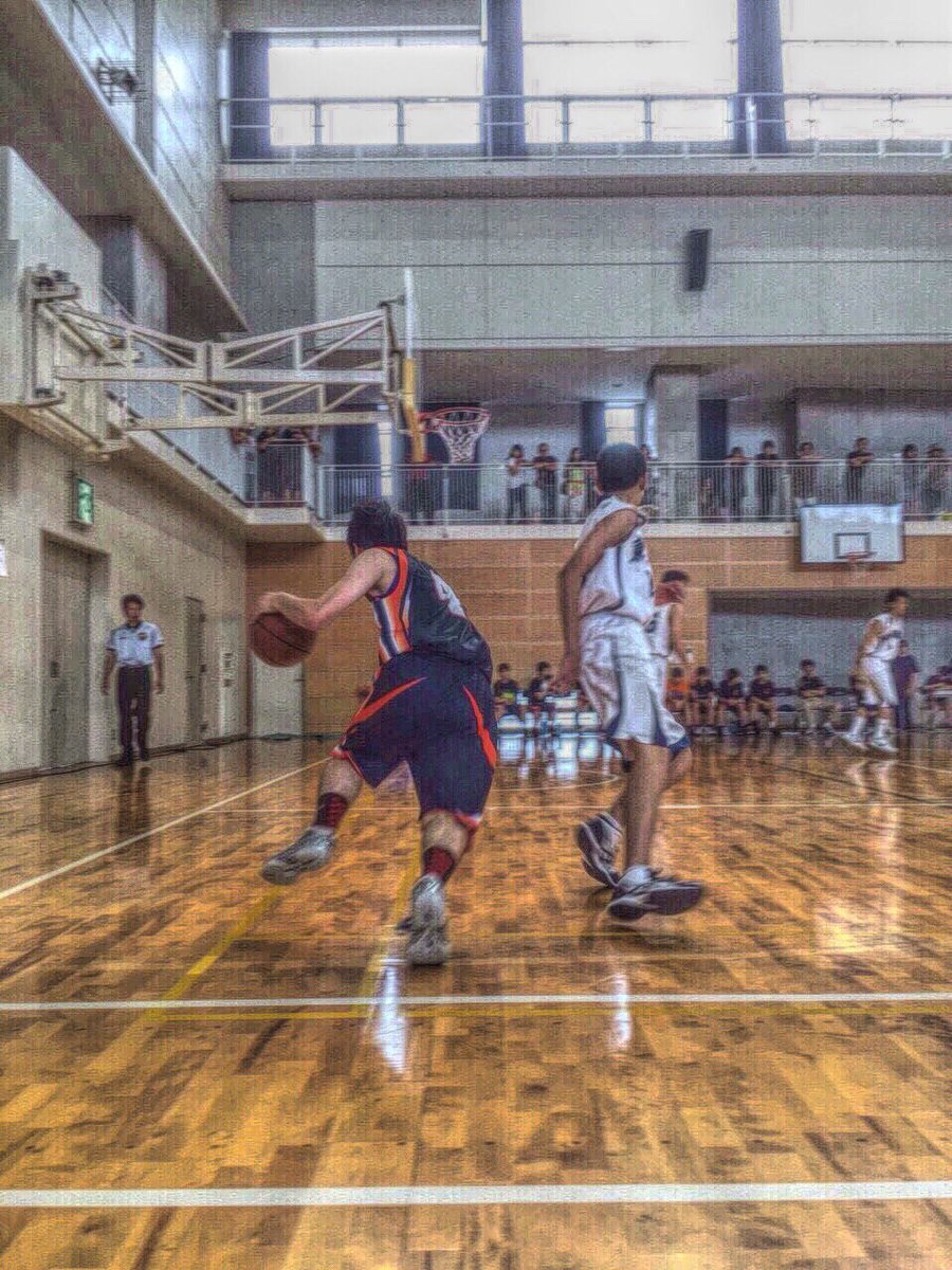 0805Tkoki's tweet photo. 明日から人生最後の大会。
約10年間、僕を成長させてくれたバスケットに感謝。
そして家族、友達、恩師、先生今まで関わってきた人たち全員に感謝。

マネさんお守りありがとうございます！

応援よろしくお願いします🎌😊 https://t.co/lDKa7ushJw
