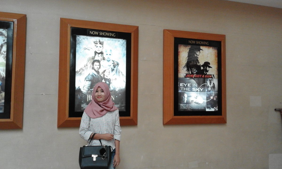 terlalu banyak cobaan,Ya Allah izin bahagia sebentar aja