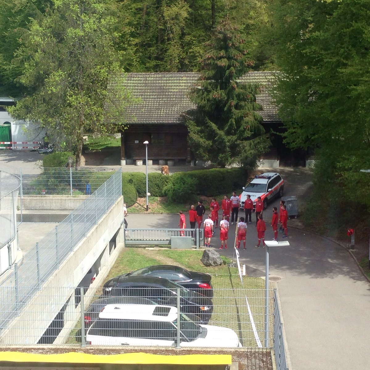 floorballkoeniz's tweet photo. Warm-Up started. #uhsuperfinal2016 #superfinalch #floorball https://t.co/osKaTmosjt
