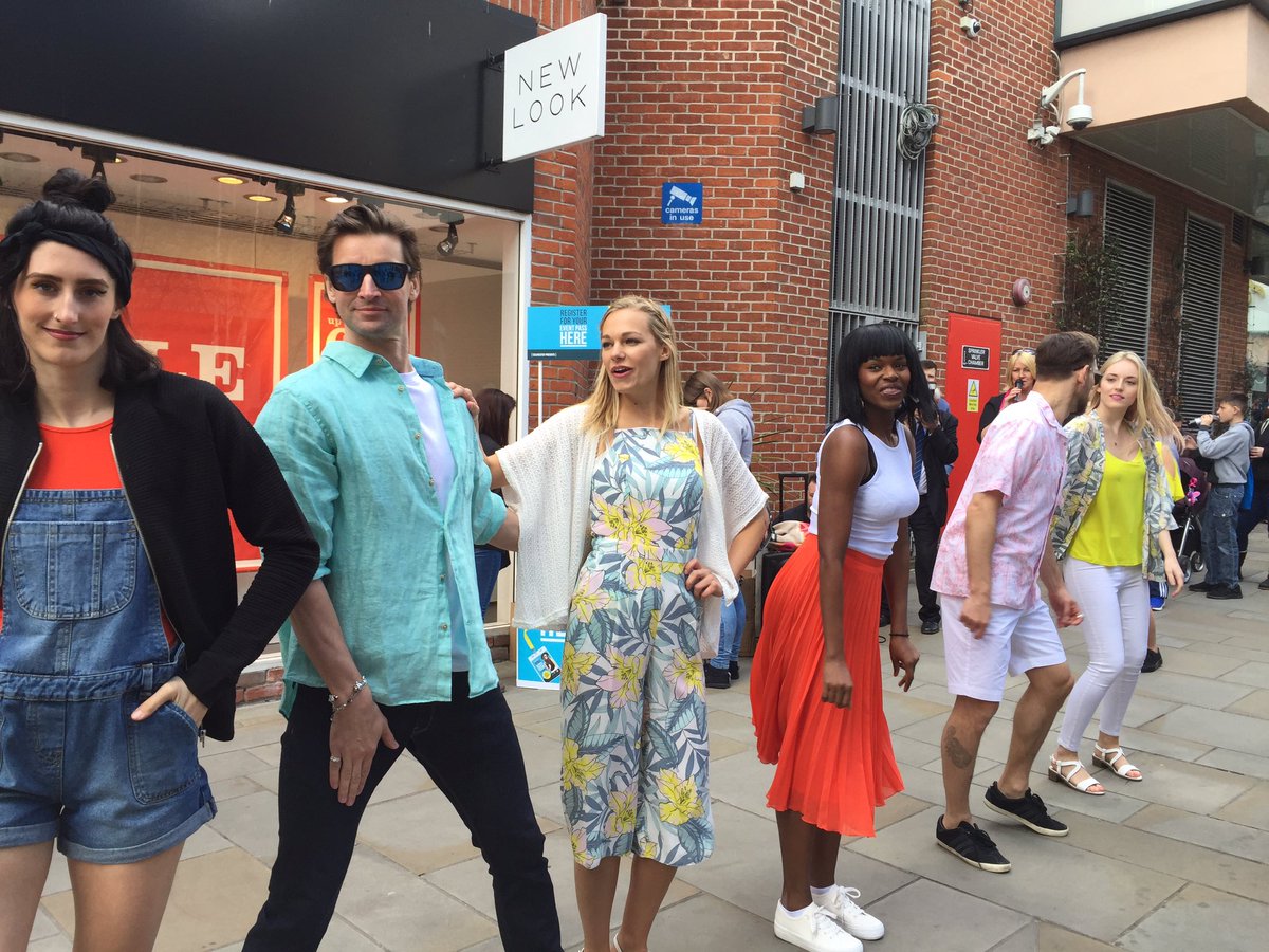 ShopLionWalk's tweet photo. Great affordable fashion @NewLookFashion @marksandspencer @CRUKEventsEast #styledestination https://t.co/CLRSadwOD8