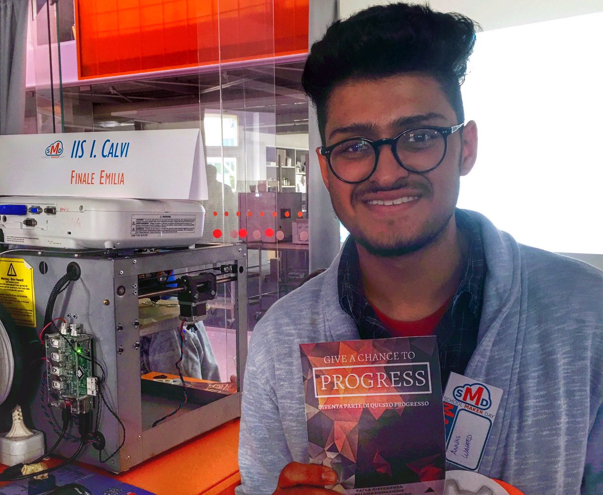 eufoodmakers's tweet photo. A @schoolmakerday parte la campagna di @IPERlabOFFICIAL su @Eppela_IT! Sostieni il primo Fablab di Finale Emilia! https://t.co/JVeDPpHEML