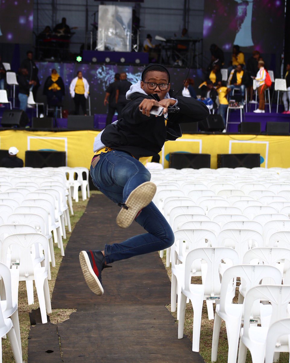 JoyousSA's tweet image. This is what's going to happen to the devil tonight #FlyingKick Make sure you come expectant PE #Joyous20 #PE